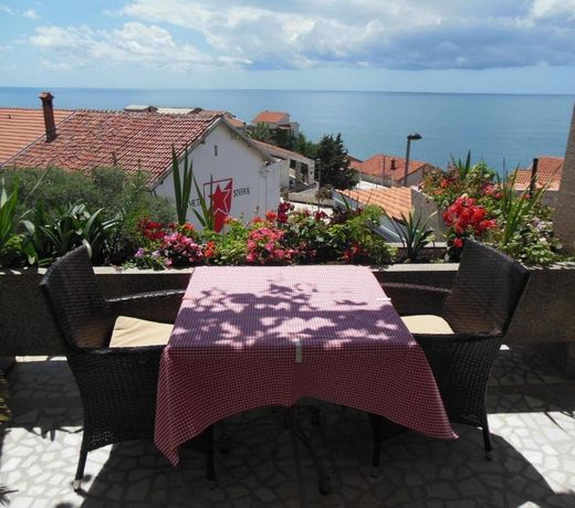 Apartments Grloman