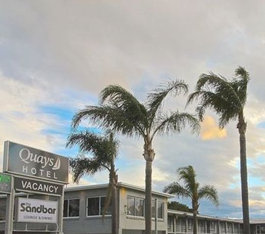 Quays Hotel