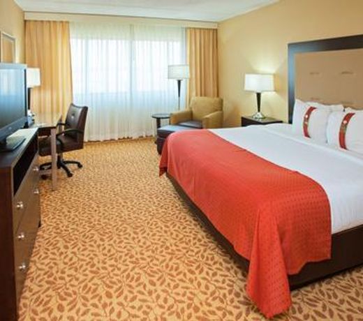 Holiday Inn Evansville Airport