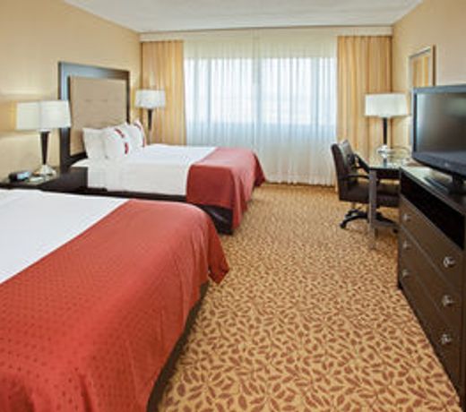 Holiday Inn Evansville Airport