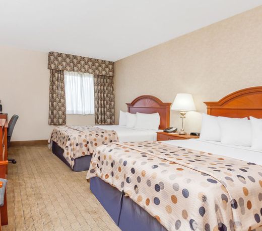 Howard Johnson by Wyndham Evansville East