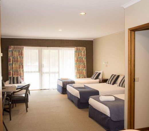 Barooga Country Inn Motel