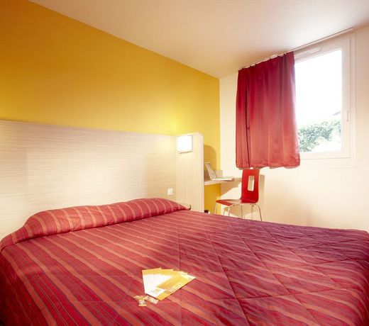 B&B HOTEL Cholet Nord