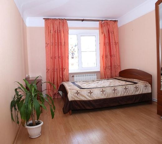 Spacious Apartment with Convenient Location