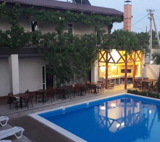 Sen Jak Hotel