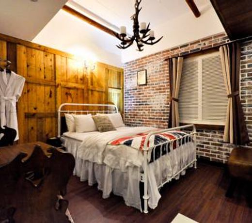 February Boutique Hotel Hwanggeum