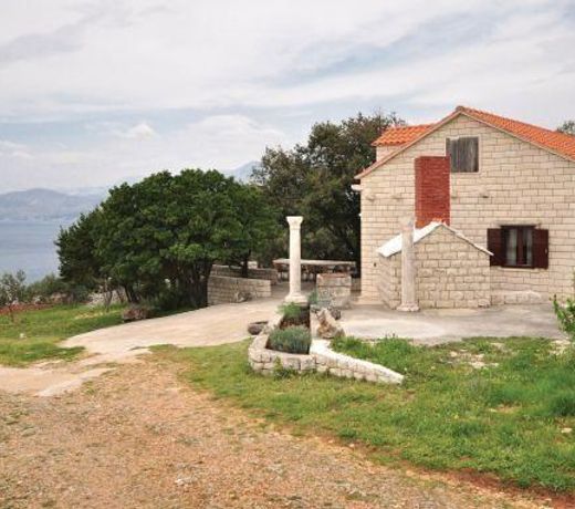 Holiday home Pucisca 15