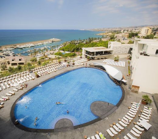 WhiteLace Resort