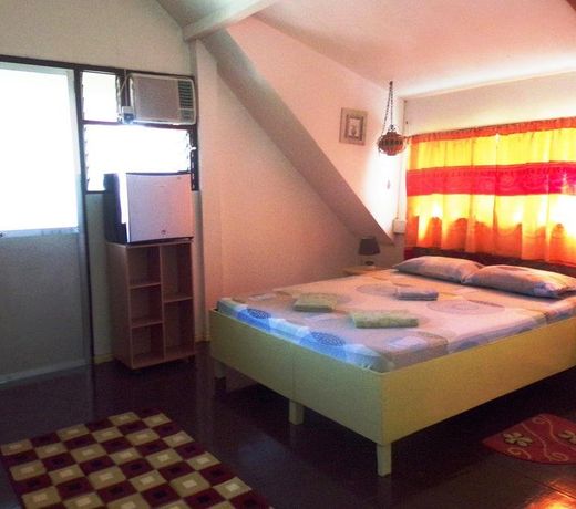 D&B Bluestar Beach Resort