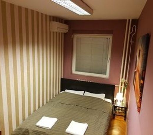 Premium Crown Suites