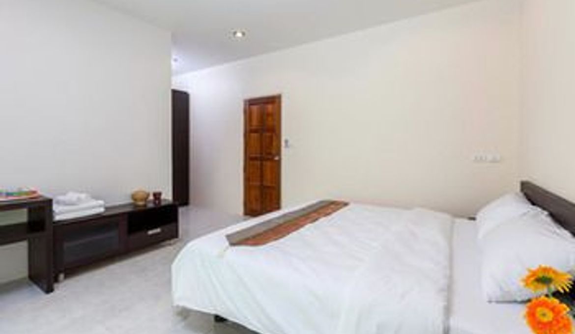 Chaofa West Suites