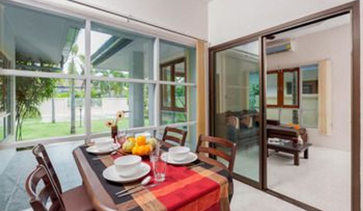 Chaofa West Suites