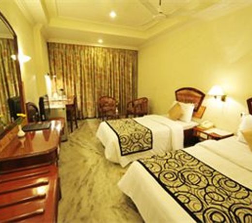 Royal Fort Hotel