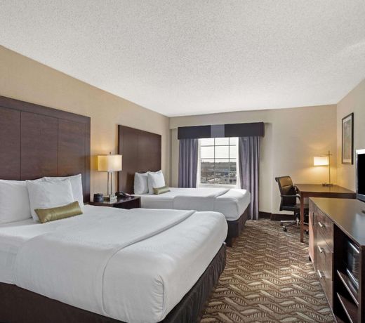 La Quinta by Wyndham Springfield