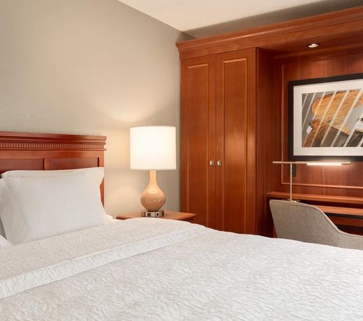 Hampton Inn Des Moines-Airport