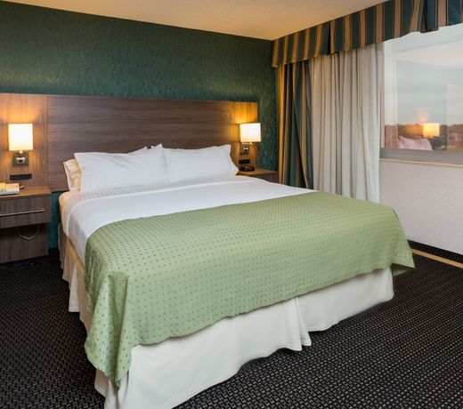 Holiday Inn Des Moines-Downtown-Mercy Campus