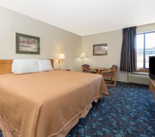 TRAVELODGE   DAYTON