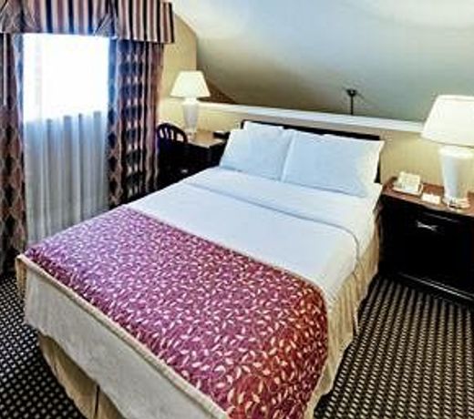 Hawthorn Suites Dayton North