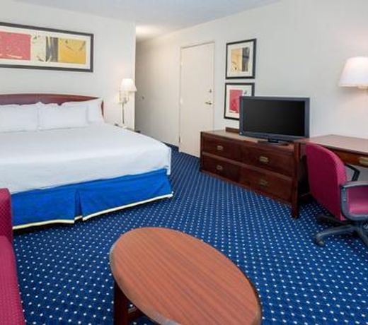 Courtyard by Marriott Dayton North