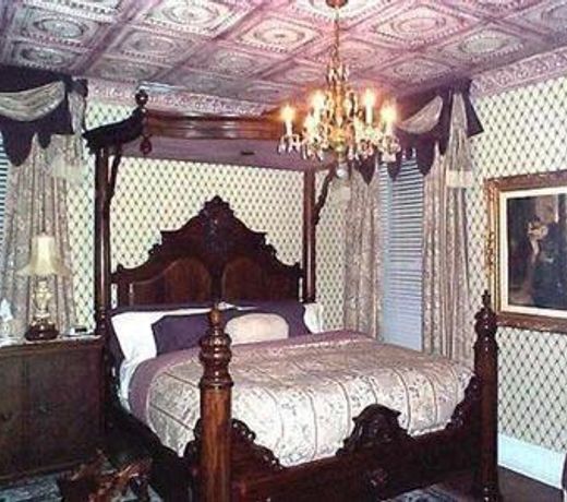 Lockheart Gables Romantic Bed and Breakfast