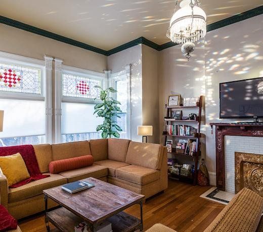 PARRISH PLACE BED AND BREAKFAST