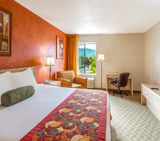 Ramada by Wyndham Salt Lake City