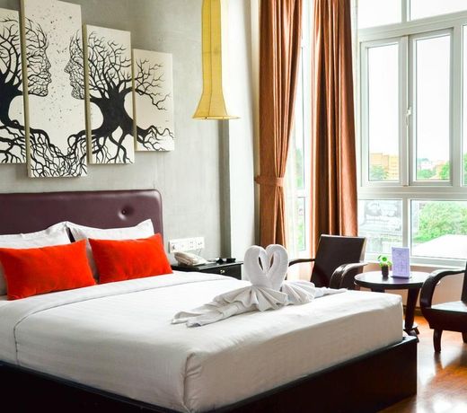 King Grand Boutique Hotel
