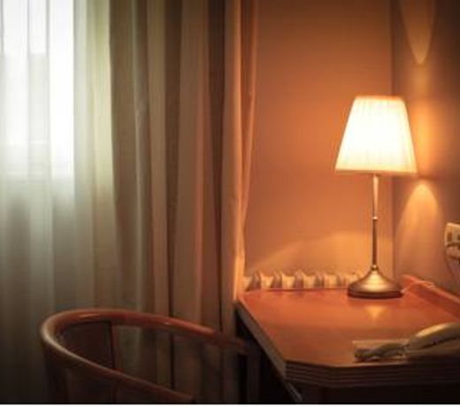 Brit Hotel Les Voyageurs