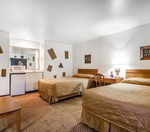 Rodeway Inn & Suites Wisconsin Madison-Northeast