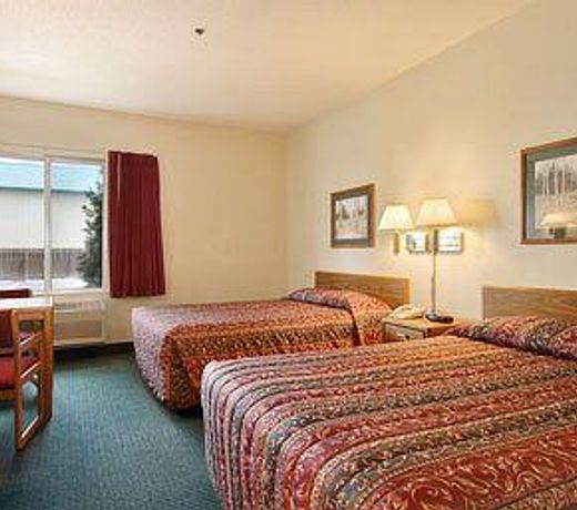 Days Inn & Suites by Wyndham Madison