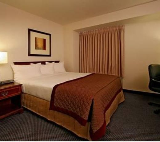 The Madison Concourse Hotel