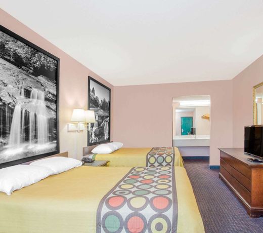 Super 8 by Wyndham Columbia
