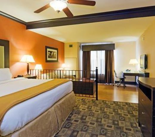 Holiday Inn Express Hotel & Suites Columbia-Fort Jackson, an IHG Hotel