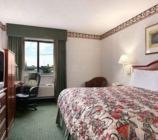 Ramada by Wyndham Columbia