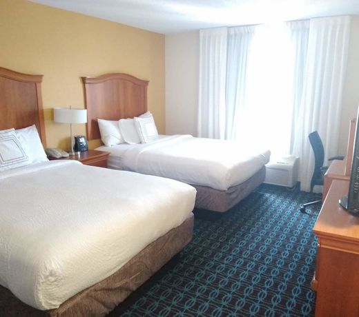 Fairfield Inn & Suites Greensboro Wendover