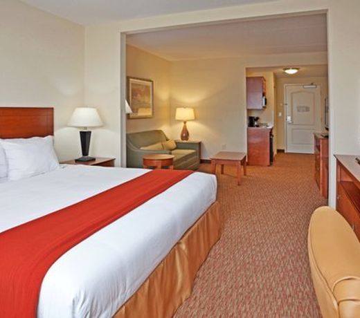 Holiday Inn Express Hotel & Suites Greensboro - Airport Area, an IHG Hotel