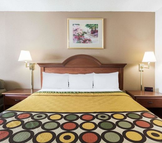 Super 8 by Wyndham Greensboro