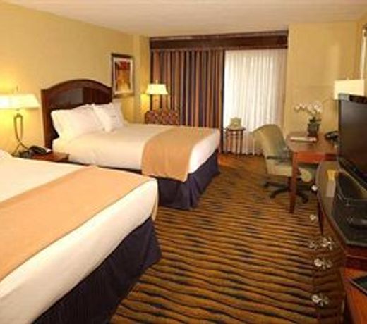 DoubleTree by Hilton Greensboro