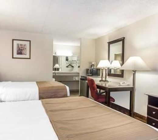 Quality Inn & Suites Coliseum