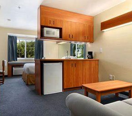 Microtel Inn & Suites Huntsville