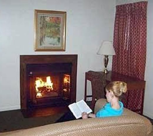 Huntsville Hotel & Suites