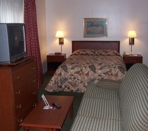 Huntsville Hotel & Suites