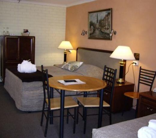 Estelle Kramer Motel