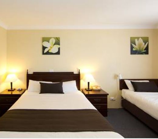 Hideaway Motor Inn
