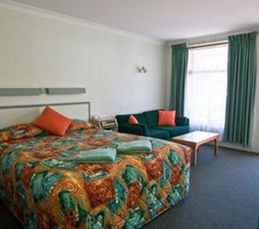 Alluna Motel