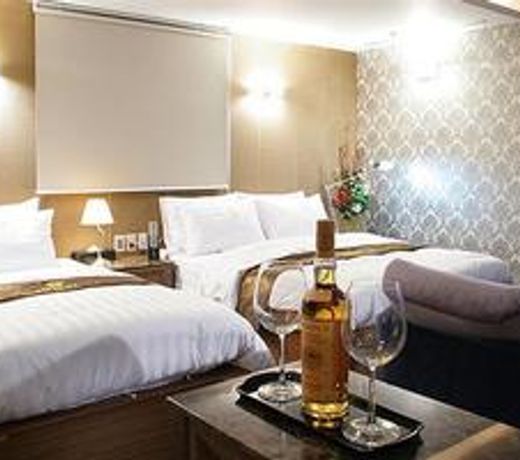Elle Inn Hotel