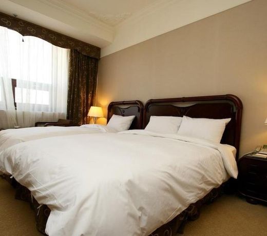 K-Pop Hotel