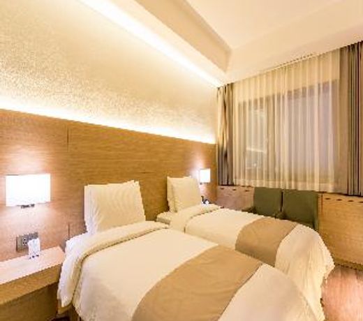 Pacific Hotel