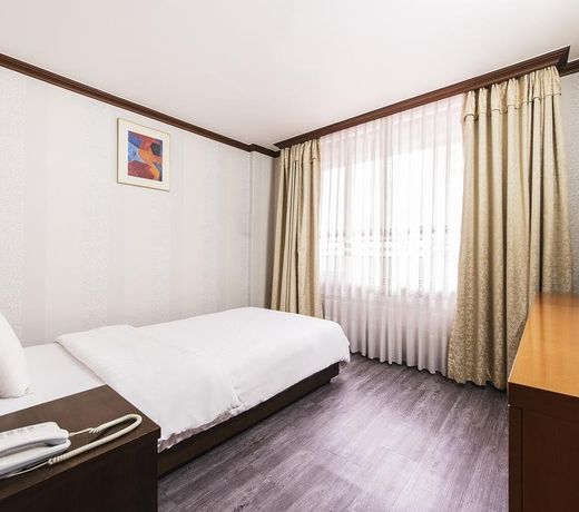 Jam Sil Tourist Hotel