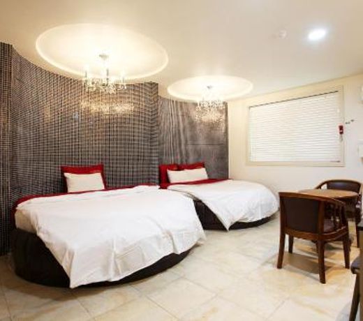 Amourex Hotel